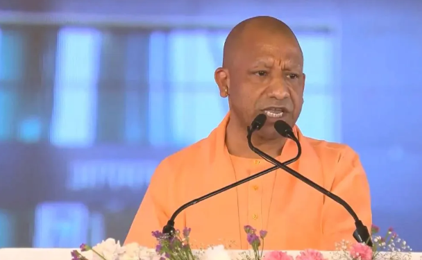 Global Crisis & Price Control: दुनिया भर में महंगाई, पर भारत में Smooth Supply; CM Yogi ने दी PM Modi को बधाई