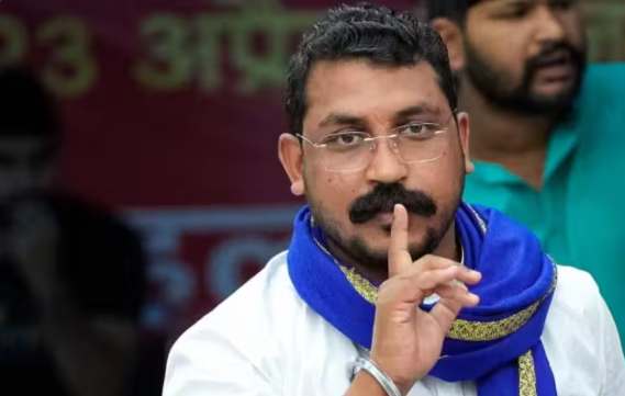 Agra में सड़कों के नाम बदलने पर विवाद, Nagina MP Chandrashekhar Azad ने BJP को घेरा