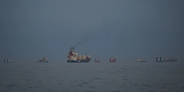 Naval Warfare & Technical Limitations: होर्मुज में बिछी ‘अंधाधुंध’ समुद्री खदानें; क्या US Navy और Iran मिलकर सुलझा पाएंगे यह गुत्थी?