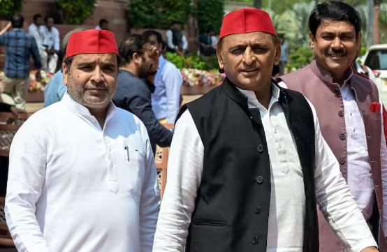 Loksabha Reservation Debate: महिला आरक्षण पर संसद में भारी हंगामा, सपा और बीजेपी के बीच तीखे वार-पलटवार