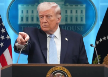 Islamabad Lockdown: US-Iran Peace Talks के लिए पाकिस्तान में किलेबंदी और High-Security Protocol का विश्लेषण Donald Trump ‘करो या मरो’ की स्थिति