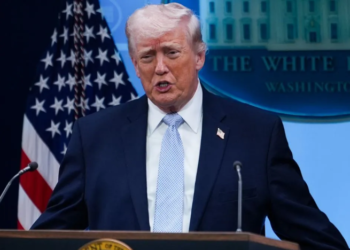 Iran Military Crisis: क्या रुक पाएगी तेहरान की सैन्य ताकत? US Economic Sanctions और ‘No-Exemption Policy’ का वैश्विक राजनीति पर असर