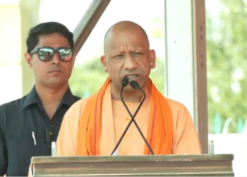 Women Empowerment March: लखनऊ में नारी शक्ति का गर्जन, विपक्ष के खिलाफ मुख्यमंत्री योगी का पैदल मार्च