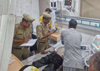 Meerut Liquor Death: एक ही गांव के 3 चिराग बुझे, परिजनों का हंगामा और Forensic Report का इंतजार – क्या थी वो ‘कातिल’ शराब?