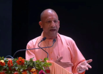 Evacuation & Helpline: इजरायल से वापसी के लिए योगी सरकार तैयार, सक्रिय हुआ विशेष सहायता कॉल सेंटर