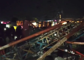 Major Accident in UP: गंडक नहर में पलटी Tractor-Trolley, 4 महिलाओं की Death; मेले की खुशियां मातम में बदलीं।