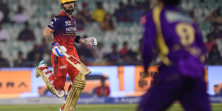 Virat Kohli ने KKR के खिलाफ रचा इतिहास, T20 क्रिकेट में बनाए 14,000 रन