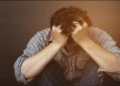 Anxiety के बढ़ते मामले: क्या हैं इसके लक्षण और शरीर पर होने वाले असर