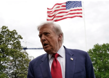 Middle East में युद्ध की आहट और Donald Trump का कड़ा रुख