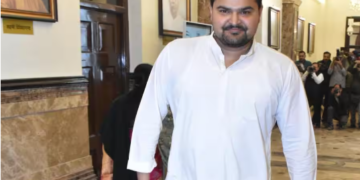 Uttar Pradesh में गरमाई राजनीति: Brijbhushan Sharan Singh और SP के रिश्तों पर आई बड़ी जानकारी