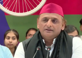 West Bengal चुनाव को लेकर Akhilesh Yadav की भविष्यवाणी, Election Commission और UP के हालात पर दिया बयान