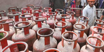 LPG Prices में बड़ी बढ़ोत्तरी से मचा हड़कंप, Shadab Chauhan ने केंद्र सरकार को बताया विफल
