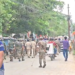 West Bengal चुनाव: BJP की संभावित जीत के बीच Kamarhati में भारी बवाल, Baranagar के उम्मीदवार Sajal Ghosh के समर्थकों से झड़प