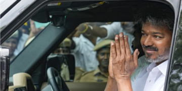 Governor Arlekar का बड़ा बयान: Tamil Nadu में TVK और DMK-AIADMK के बीच जंग
