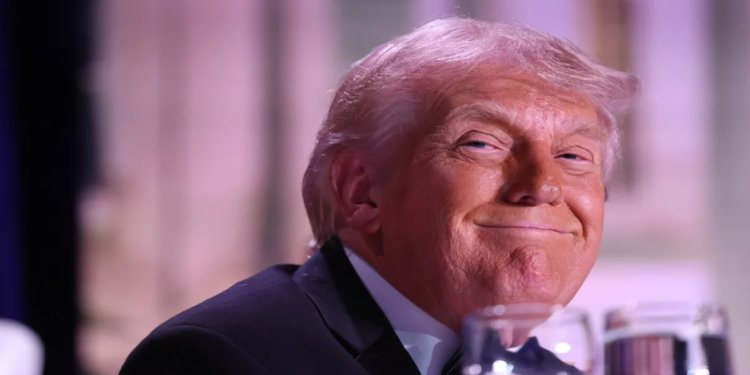 Iran और USA के बीच बढ़ता तनाव, Donald Trump ने ईरानी सैन्य शक्ति को बताया शून्य