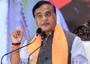 GUWAHATI में आयोजित समारोह में HIMANTA BISWA SARMA बने असम के मुख्यमंत्री