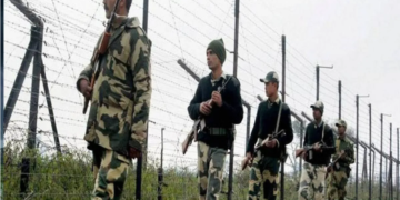West Bengal के सीमावर्ती क्षेत्रों में BSF ने कसी कमर, Siliguri Corridor में फेंसिंग तेज और वीजा नियमों में बदलाव