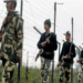 West Bengal के सीमावर्ती क्षेत्रों में BSF ने कसी कमर, Siliguri Corridor में फेंसिंग तेज और वीजा नियमों में बदलाव