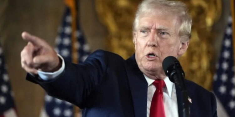 Strait Of Hormuz Clash: President Donald Trump ने दी Iran को कड़ी चेतावनी