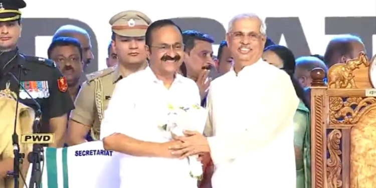 VD Satheesan का राजनीतिक सफर और Kerala कैबिनेट में Ramesh Chennithala सहित नए मंत्रियों का शपथ ग्रहण