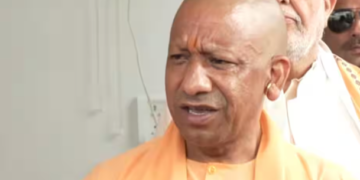 Yogi Adityanath ने जताया Hamirpur हादसे पर दुख, Betwa नदी पर SDRF का रेस्क्यू जारी