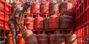 घरेलू LPG गैस सिलेंडर की कीमतों में भारी उछाल, Delhi, Mumbai और Patna सहित पूरे India में नई कीमतें लागू