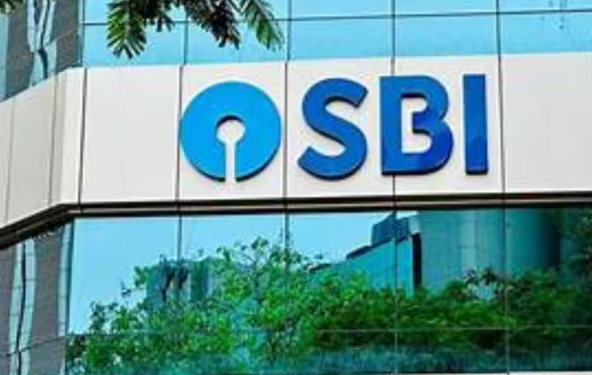 12वीं कक्षा के बाद State Bank of India में बैंक मैनेजर कैसे बनें: जानिए SBI PO और SBI Clerk की पूरी चयन प्रक्रिया