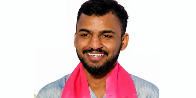 Kamareddy के छात्र Srikanth का London में निधन, शव वापसी के लिए De Montfort University के दोस्तों ने शुरू की मुहीम