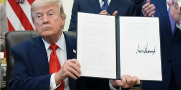 US और Iran शांति समझौते से खुलेगा Strait of Hormuz, Donald Trump ने Barack Obama की JCPOA नीति को नकारा