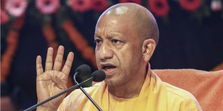 Azamgarh में सीएम Yogi Adityanath ने गिनाई उपलब्धियां, Suheldev और Salar Masood का किया जिक्र
