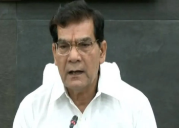 Uttar Pradesh में बिजली की रिकॉर्ड मांग, A.K. Sharma ने गिनाईं उपलब्धियां और चुनौतियां