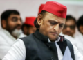 Samajwadi Party के नेता Ram Gopal Yadav पर WhatsApp का बड़ा एक्शन, 31 जुलाई तक नहीं भेज पाएंगे मैसेज