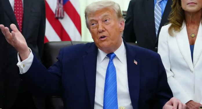 Iran War के बीच US Senate में गिरा NDAA रक्षा बिल, Democrats ने Donald Trump की युद्ध नीति को दी कड़ी चुनौती
