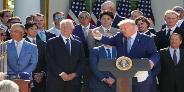 US के राष्ट्रपति Donald Trump ने EU और NATO को दी चेतावनी, Google और Apple पर जुर्माने का विरोध