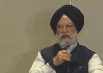Delhi में Hardeep Singh Puri ने गिनाए इथेनॉल के फायदे, SIAM और ARAI से हुई है चर्चा