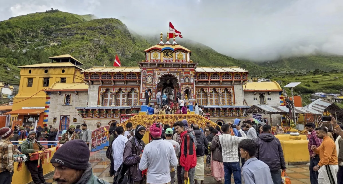 Badrinath मंदिर में दान प्रबंधन में हेराफेरी, आरोपी Pramod Nautiyal पुलिस हिरासत में