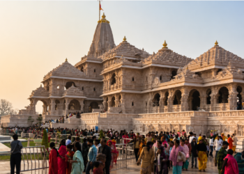 Ayodhya स्थित Ram Mandir में बड़े बदलाव: Champat Rai और Anil Mishra का इस्तीफा