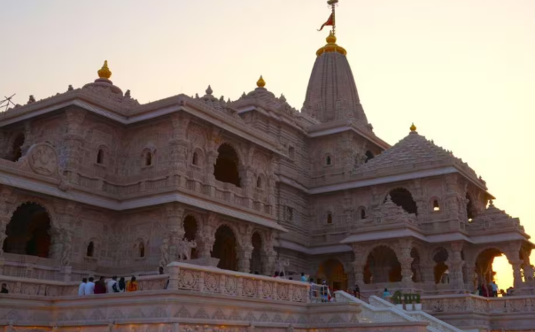 Ayodhya विवाद: ABP से बातचीत में Noida के Lalit Mishra ने Champat Rai पर किए बड़े खुलासे