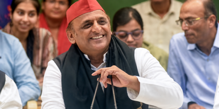UP में The Indian Express की रिपोर्ट का खुलासा, Akhilesh Yadav के फॉर्मूले को मिला Rahul Gandhi का साथ