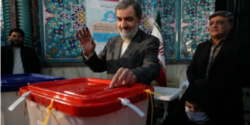 Donald Trump को Iran की ‘युद्ध’ की चेतावनी, Tehran पहुंचे Asim Munir