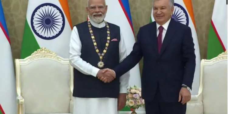 PM Narendra Modi और President Shavkat Mirziyoyev के बीच Tashkent में हुई ऐतिहासिक वार्ता