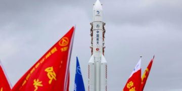 Hainan के Wenchang सेंटर से टला Chang’e-7 का प्रक्षेपण, Moon पर बस्तियां बसाने की होड़ तेज