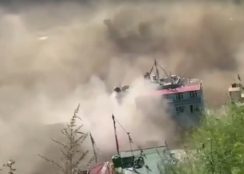 Tibet की ओर से आक्रामक हुई Bhote Koshi, Nepal के 5 जिलों पर गहराया संकट