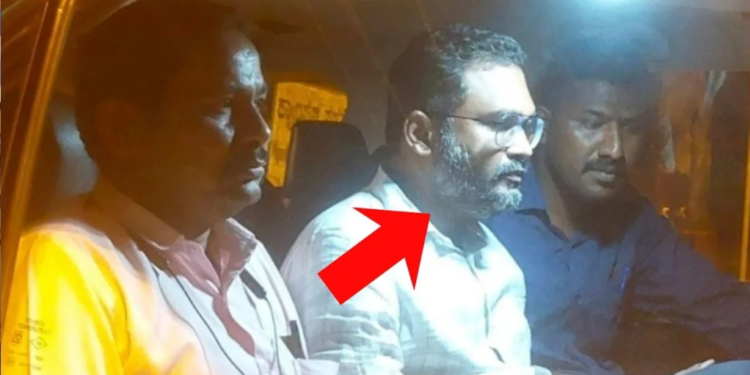 Dharwad में 50 लाख लेते तहसीलदार पकड़े गए
