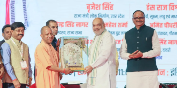 UP Trade Show में Amit Shah-Yogi की साथ मौजूदगी, विकास और सियासत पर खूब चर्चा