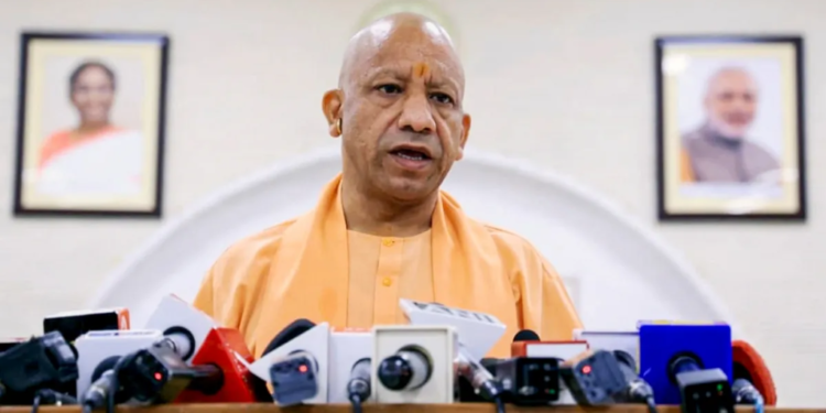 Ayodhya के वैभव से धार्मिक बदलाव तक, Gorakhpur में Yogi ने समाज को किया सतर्क