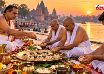पितृ पक्ष में पिंडदान की पूरी विधि: 12 पिंडों का महत्व, श्राद्ध के नियम और कौओं को भोजन कराने की परंपरा