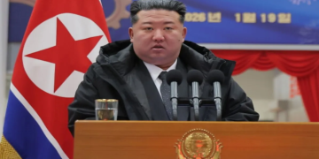 North Korea का नया सैन्य परीक्षण: समुद्र के भीतर से मिसाइल हमले की क्षमता पर जोर, Kim Jong Un ने कूटनीतिक बातचीत से बनाई दूरी
