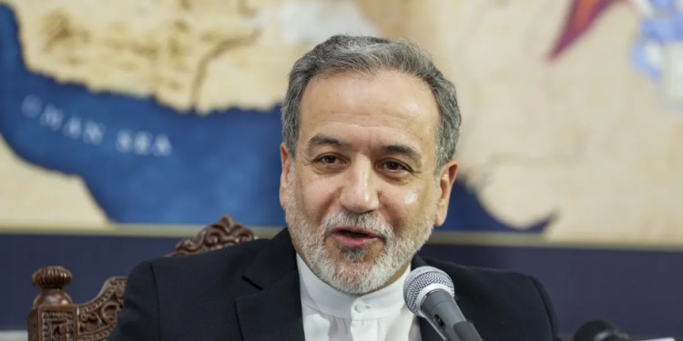 Iran का ऐलान, 40 दिन के युद्ध के बाद नहीं लौटेंगे पुराने हालात; Trump ने हमले का विकल्प खुला रखा