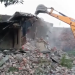 Uttarakhand के Ramnagar में अतिक्रमण हटाने पहुंचा बुलडोजर, घर टूटने की चिंता में 45 वर्षीय Fatma अस्पताल पहुंचीं